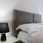 Quiet 1br With Balcony, Fast Wifi, Self Check-in * Shkodra