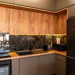 Quiet 1br With Balcony, Fast Wifi, Self Check-in *