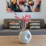 公寓 Quiet 1br With Balcony, Fast Wifi, Self Check-in