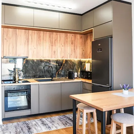 Quiet 1br With Balcony, Fast Wifi, Self Check-in Apartament *