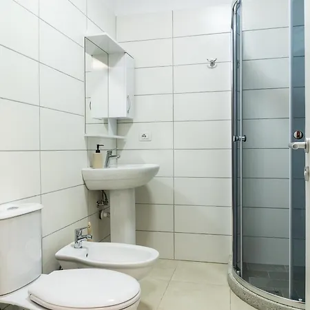 Quiet 1br With Balcony, Fast Wifi, Self Check-in Apartament