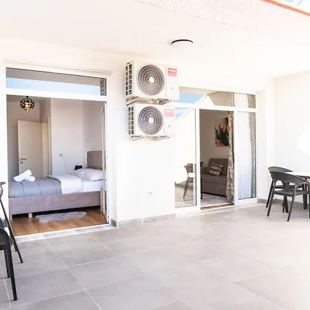 Apartament Quiet 1br With Balcony, Fast Wifi, Self Check-in Szkodra
