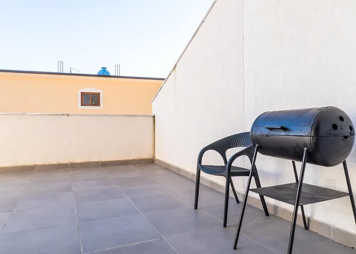 Peaceful And Spacious Near Center 公寓 Shkodër