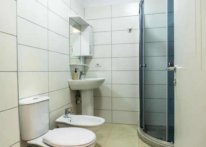 Daire Quiet 1Br Apartment With Balcony, Fast Wifi, Self Check-In